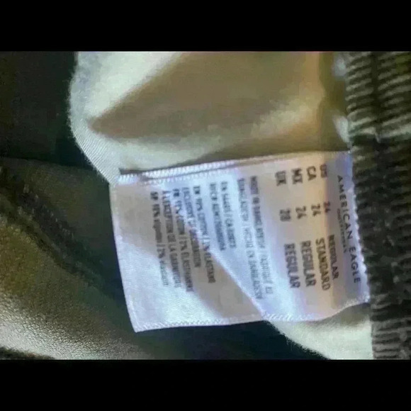 New! American Eagle Super Stretch Camo Mom Corduroy Jeans - Picture 8 of 8